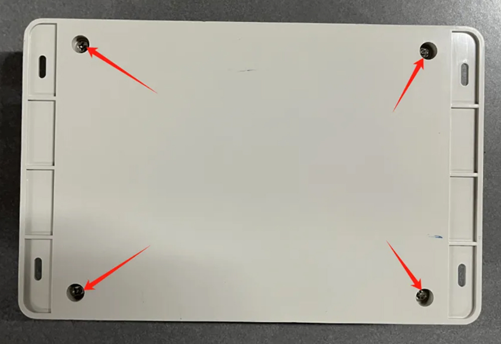 Removing protective casing from new Hydra motherboard