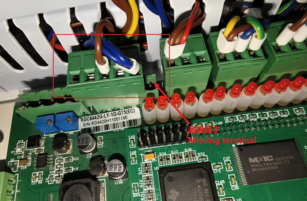 Incorrect control board wiring showing missing terminal
