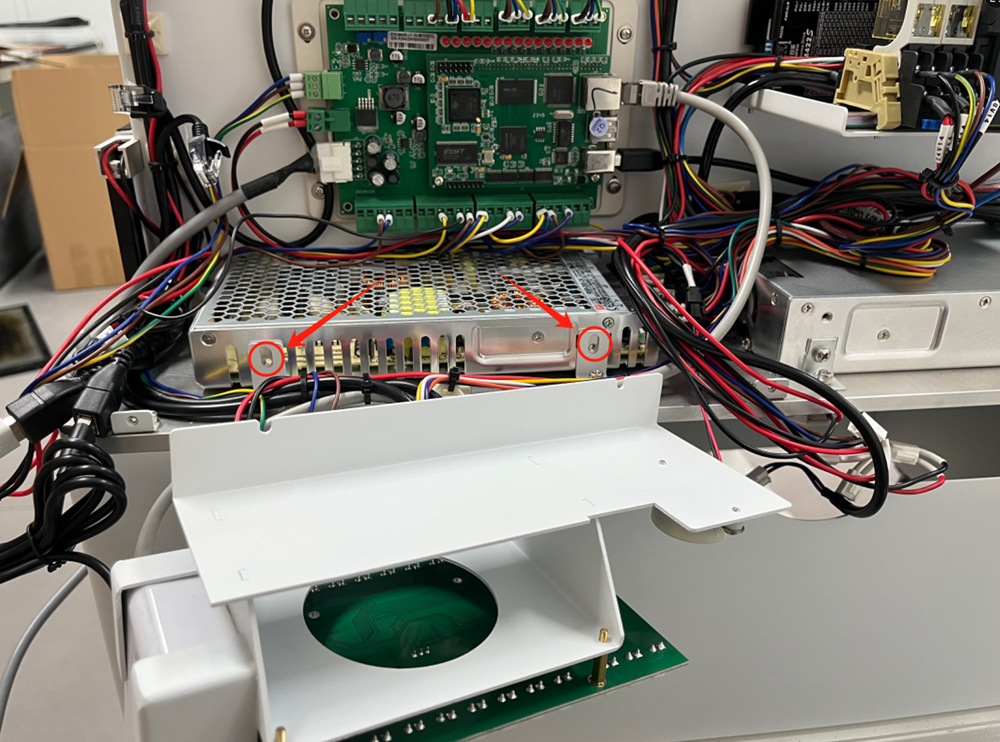 Removing mounting screws from TL-time control board