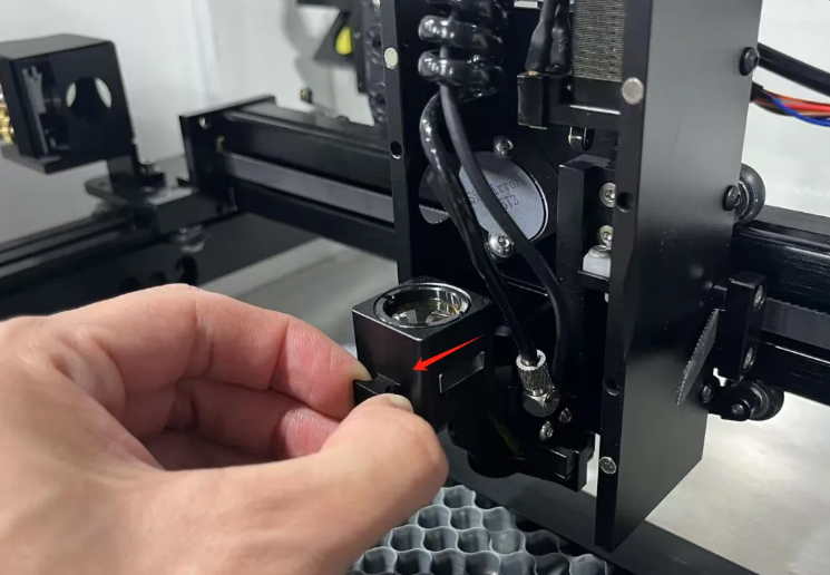 Remove focusing lens seat