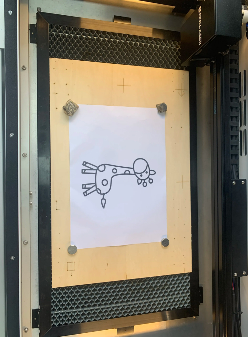 Place paper on honeycomb bed for capture