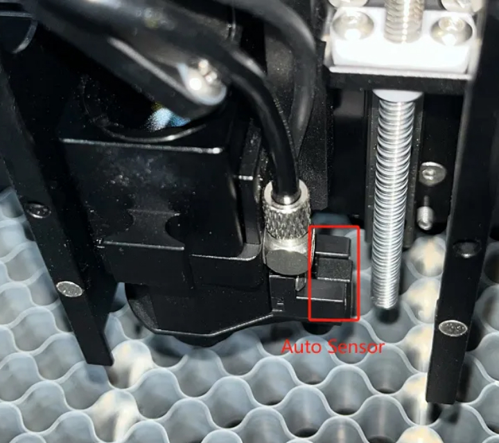 Use a dry cloth to remove remaining dirt from the sensor