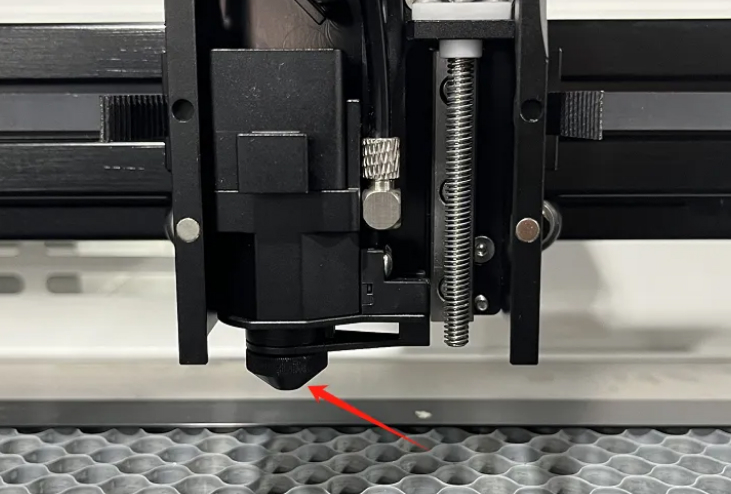 Turn the blow-off nozzle