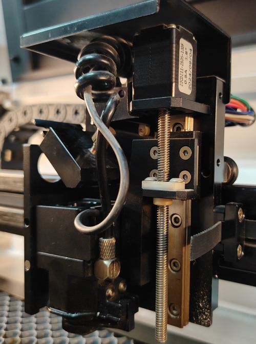 View of the X Series air pipe and mounting screws